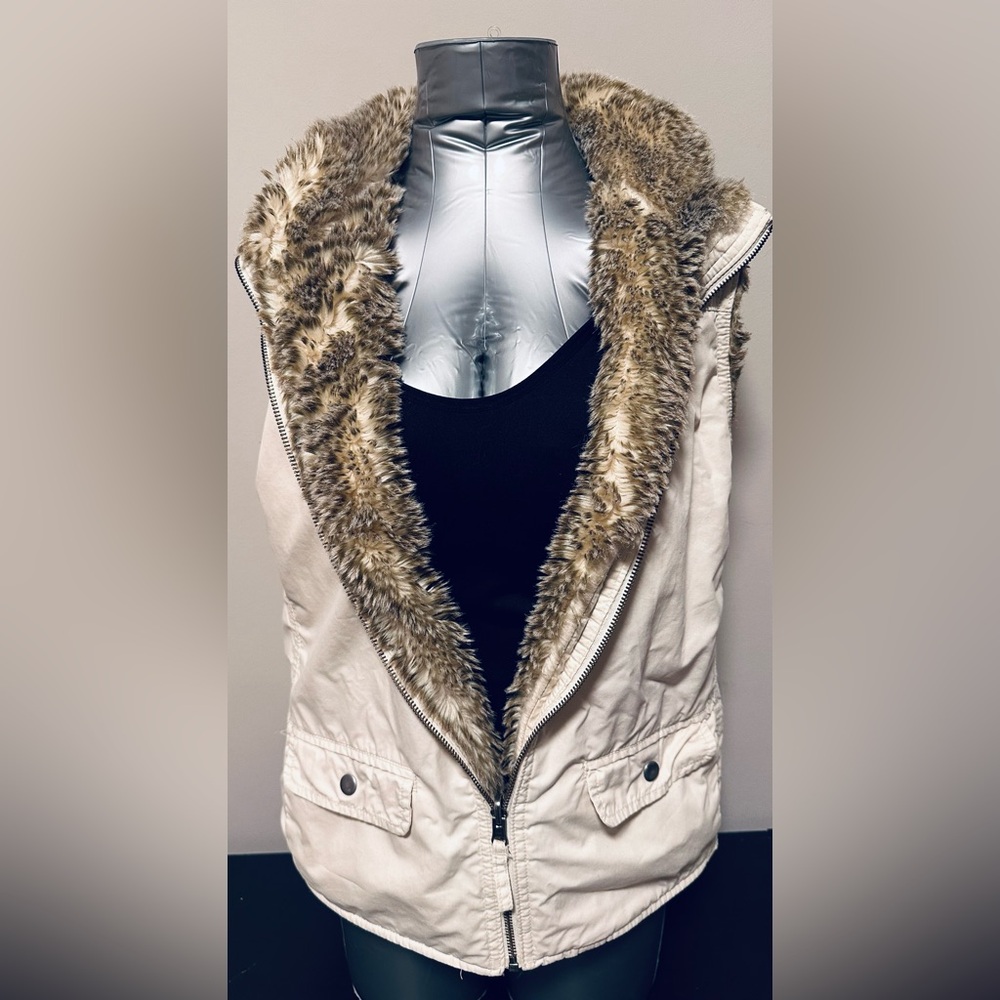 2 for $20 Off-White Reversible Faux Fur Vest GAP